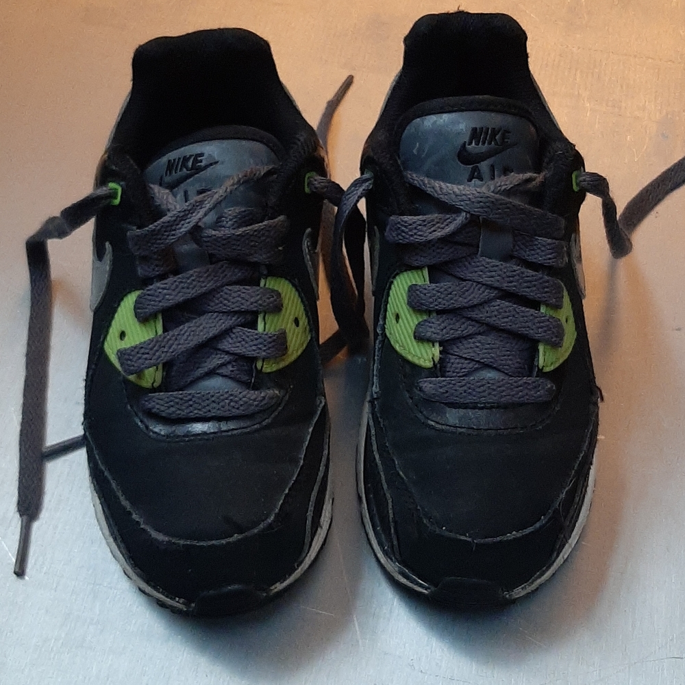 Little boys Airmax 12c